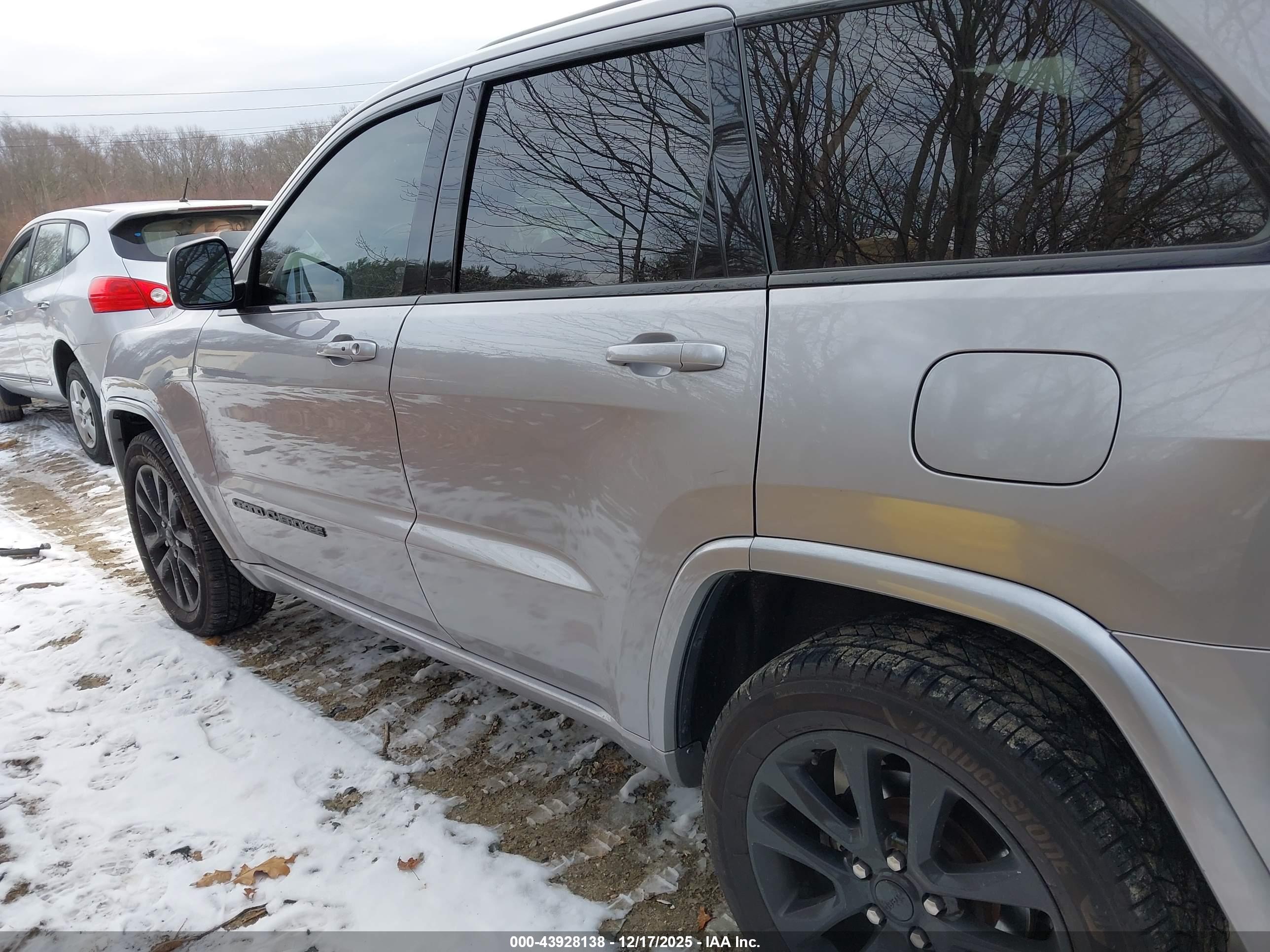 2019 JEEP GRAND CHEROKEE ALTITUDE 4X4