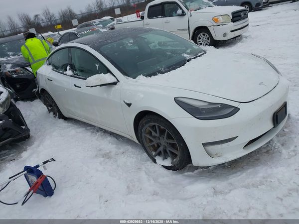2021 TESLA MODEL 3