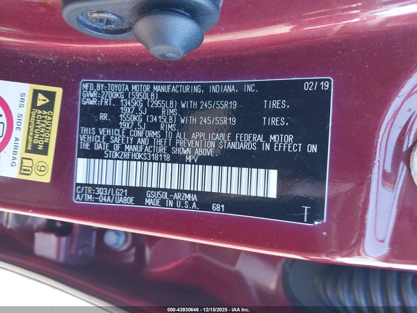 2019 TOYOTA HIGHLANDER SE