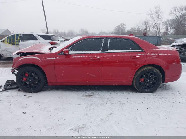 2017 CHRYSLER 300 300S AWD — I117