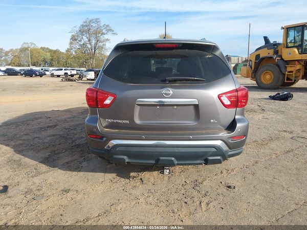 2018 NISSAN PATHFINDER SL