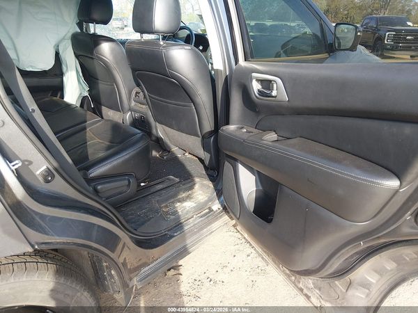 2018 NISSAN PATHFINDER SL