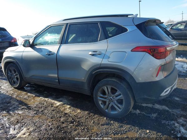 2021 KIA SELTOS S