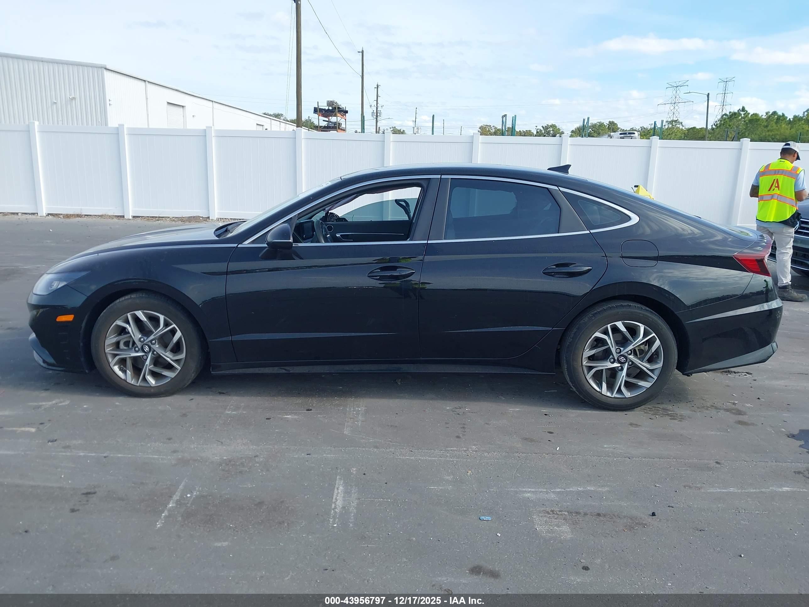 2022 HYUNDAI SONATA SEL