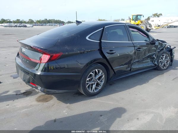 2022 HYUNDAI SONATA SEL