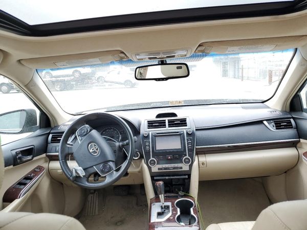 2012 TOYOTA CAMRY