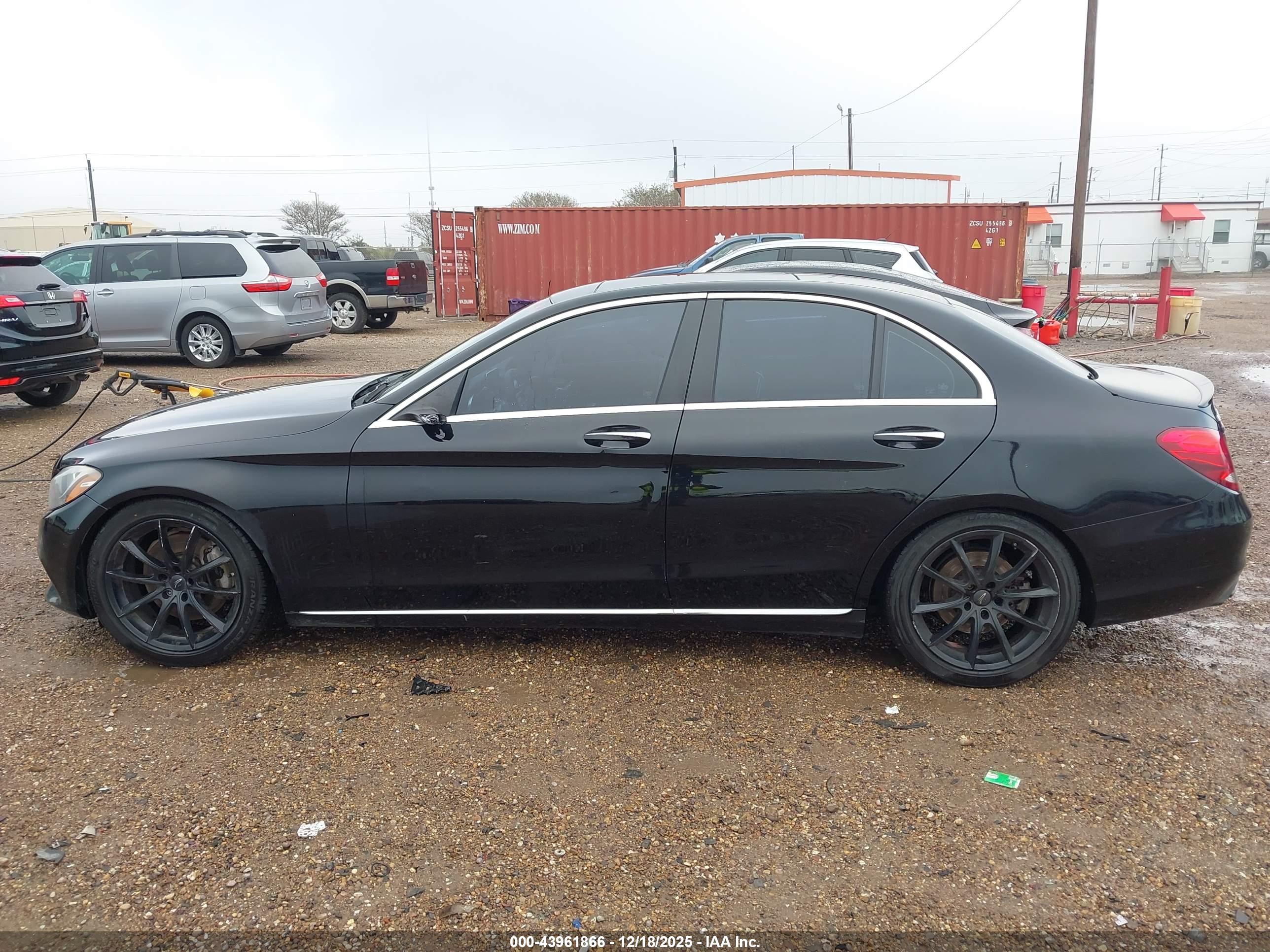 2016 MERCEDES-BENZ C 300 C300