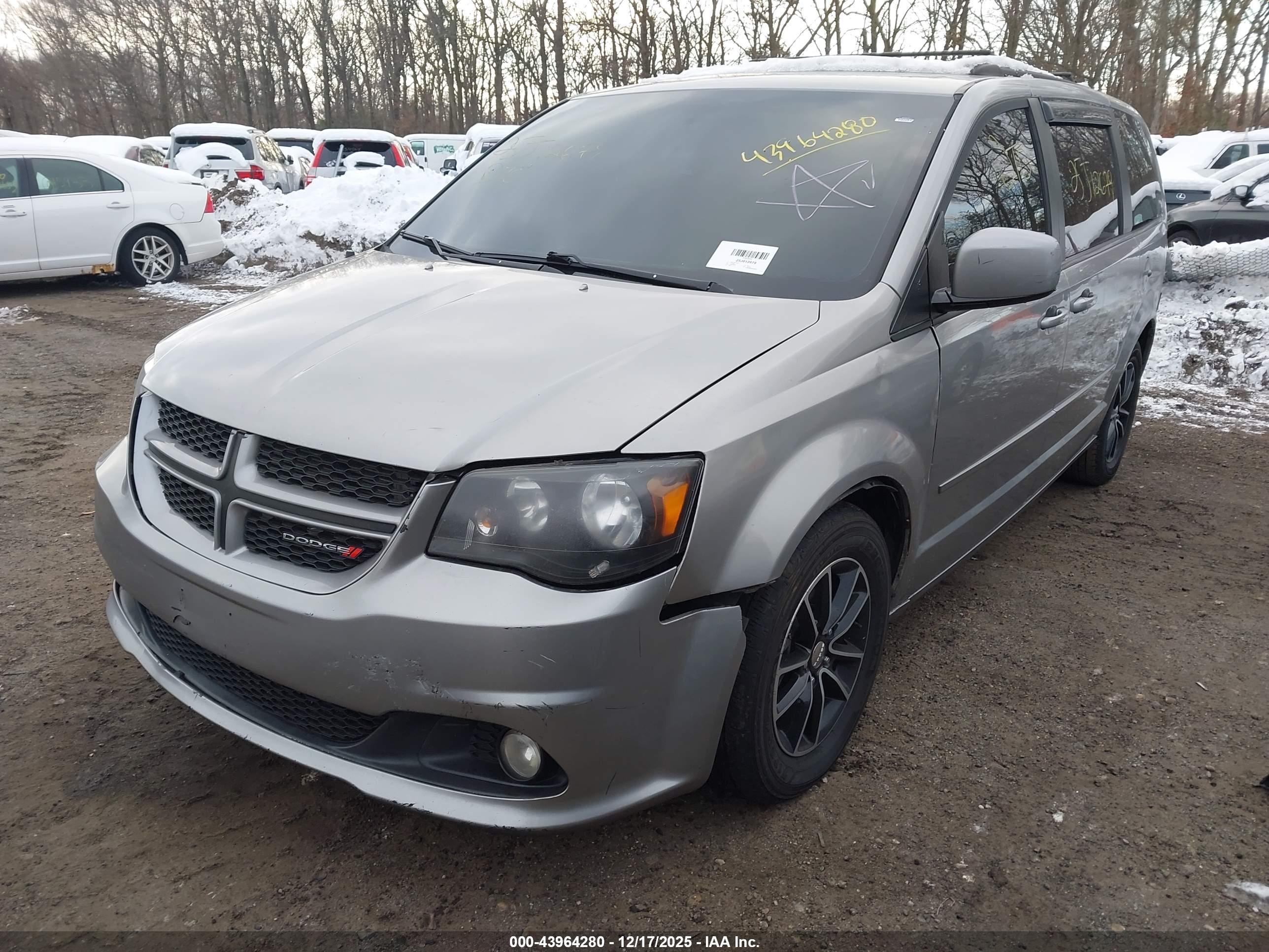 2017 DODGE GRAND CARAVAN GT — I2