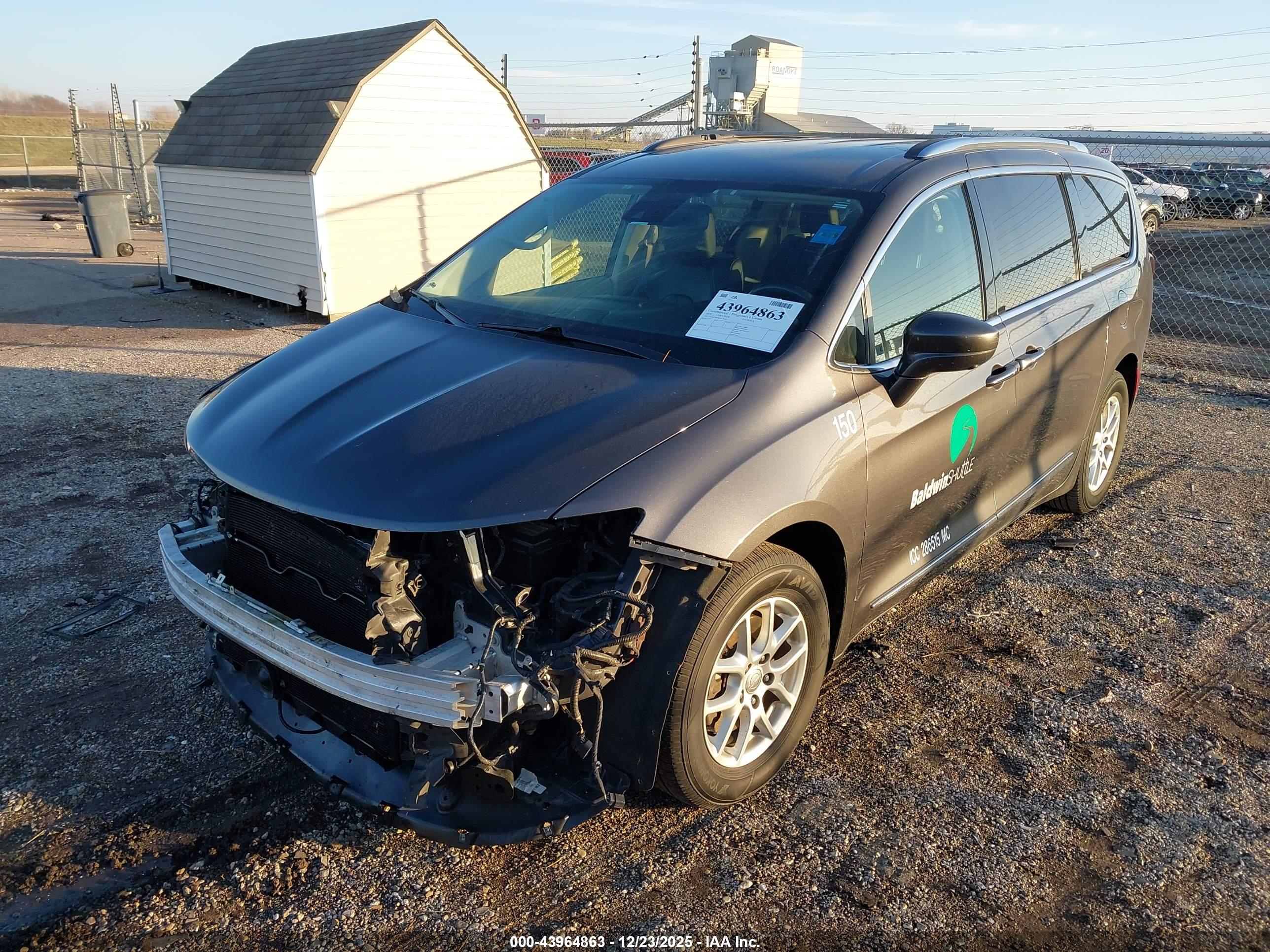 2020 CHRYSLER PACIFICA TOURING L — I2
