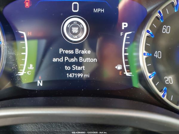 2020 CHRYSLER PACIFICA TOURING L — I118