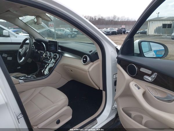 2017 MERCEDES-BENZ GLC 300 GLC300