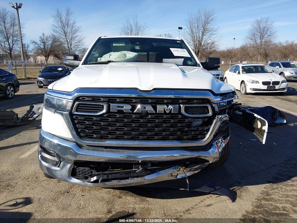 2025 RAM 1500 BIG HORN  4X4 5'7 BOX