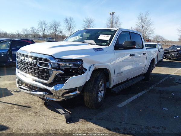 2025 RAM 1500 BIG HORN  4X4 5'7 BOX