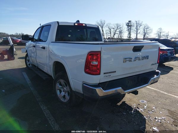 2025 RAM 1500 BIG HORN  4X4 5'7 BOX
