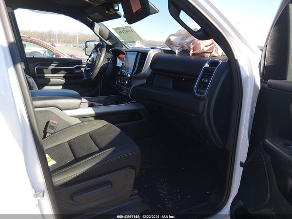 2025 RAM 1500 BIG HORN  4X4 5'7 BOX