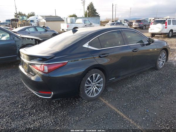 2019 LEXUS ES 300H