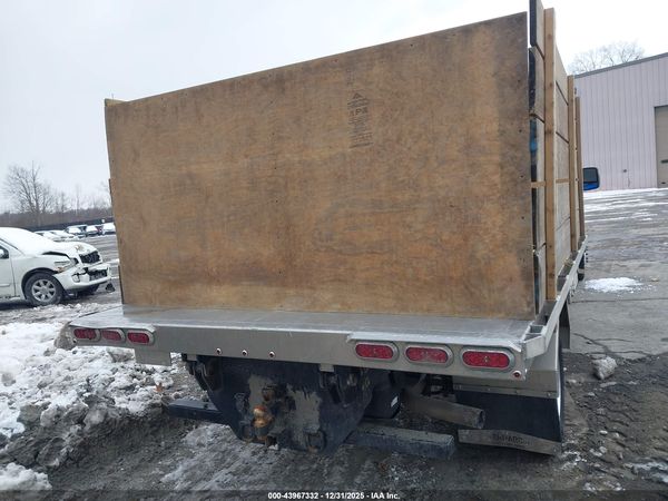 2024 RAM 5500 CHASSIS TRADESMAN/SLT