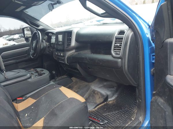 2024 RAM 5500 CHASSIS TRADESMAN/SLT