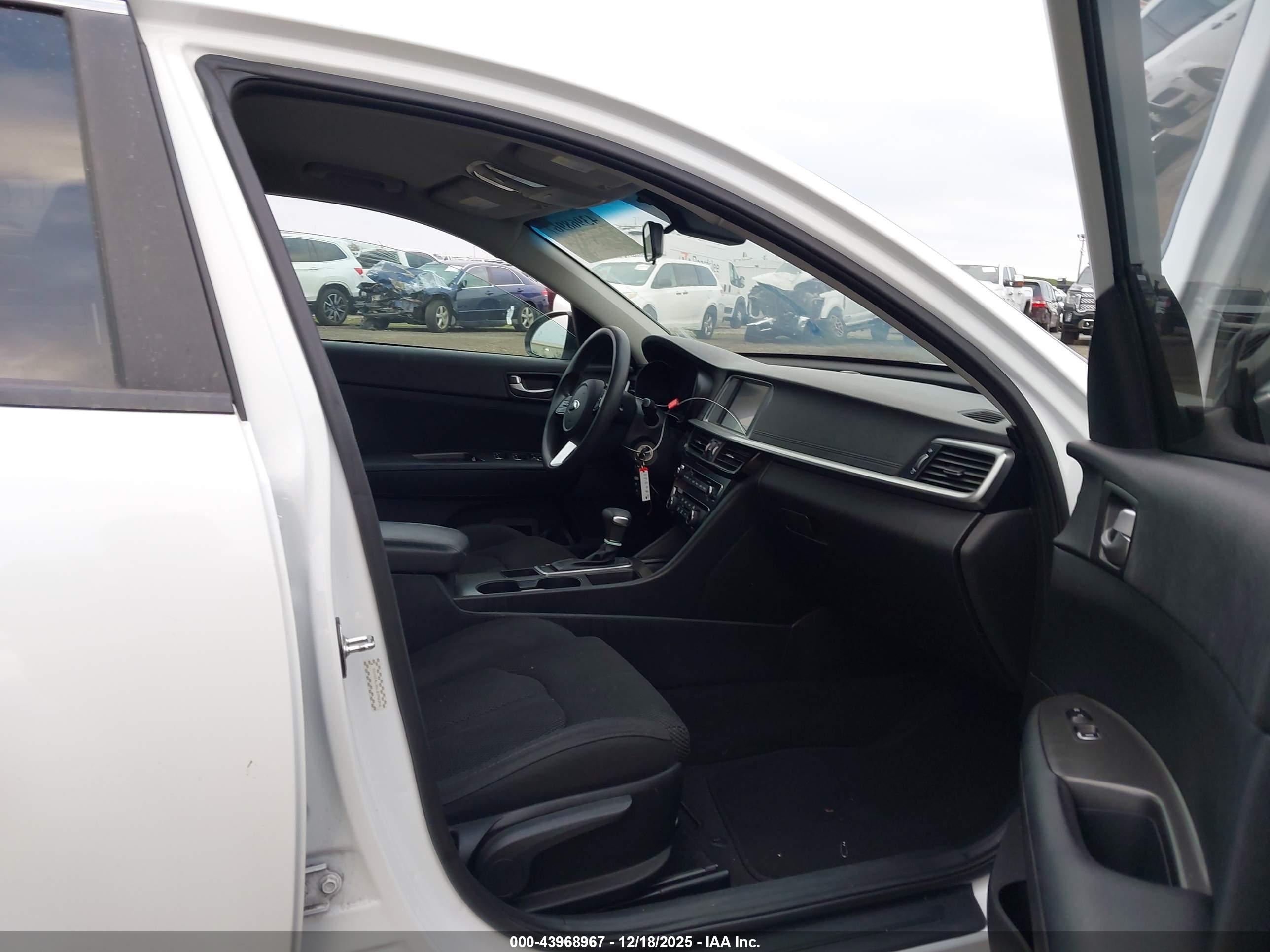 2020 KIA OPTIMA LX