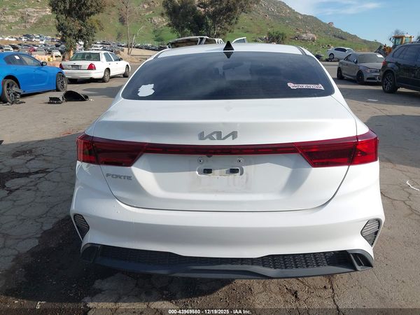 2023 KIA FORTE LXS
