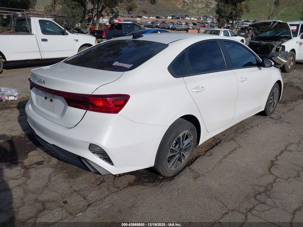 2023 KIA FORTE LXS