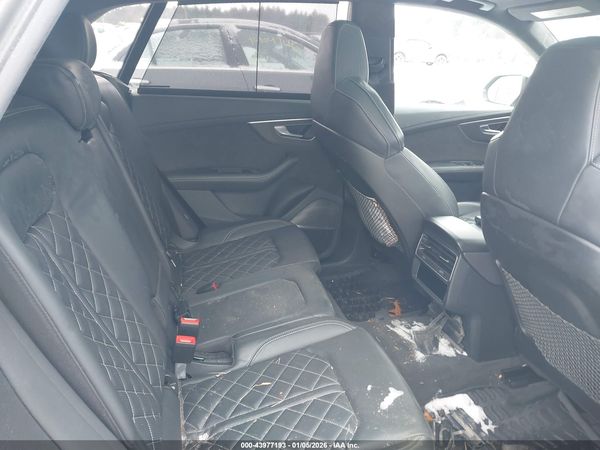 2021 AUDI SQ8