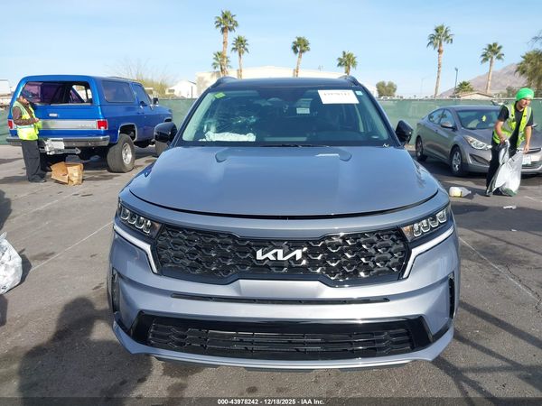 2023 KIA SORENTO S