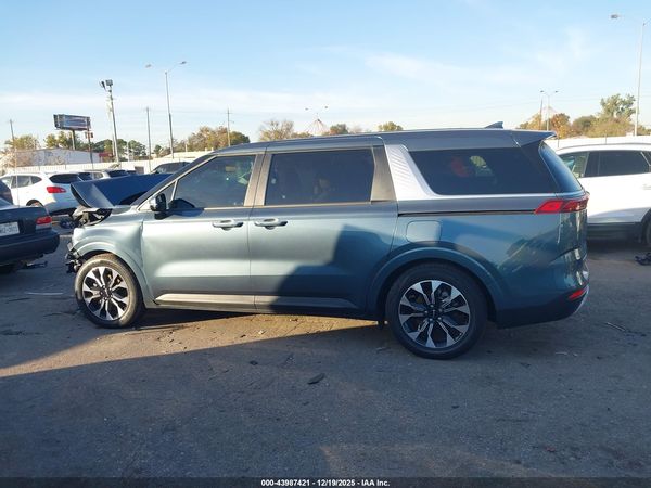 2023 KIA CARNIVAL MPV