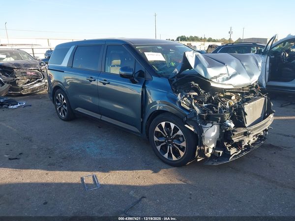 2023 KIA CARNIVAL MPV EX