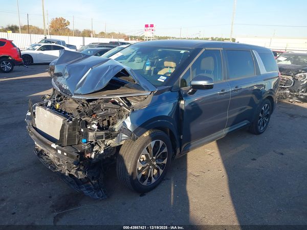 2023 KIA CARNIVAL MPV EX