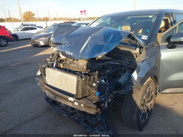 2023 KIA CARNIVAL MPV EX