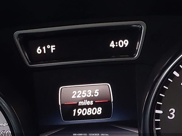 2015 MERCEDES-BENZ GLA 250 4MATIC