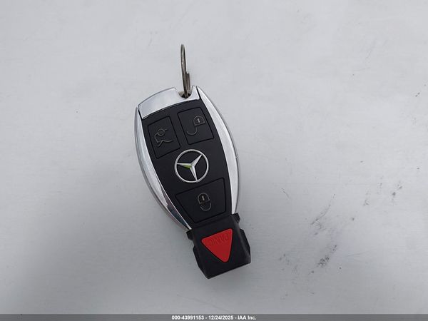 2015 MERCEDES-BENZ GLA 250 4MATIC