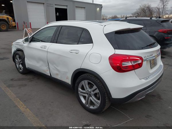 2015 MERCEDES-BENZ GLA 250 4MATIC