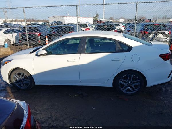 2019 KIA FORTE S