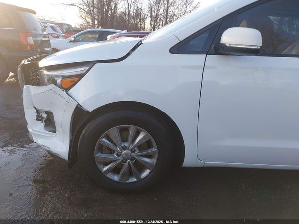 2016 KIA SEDONA L