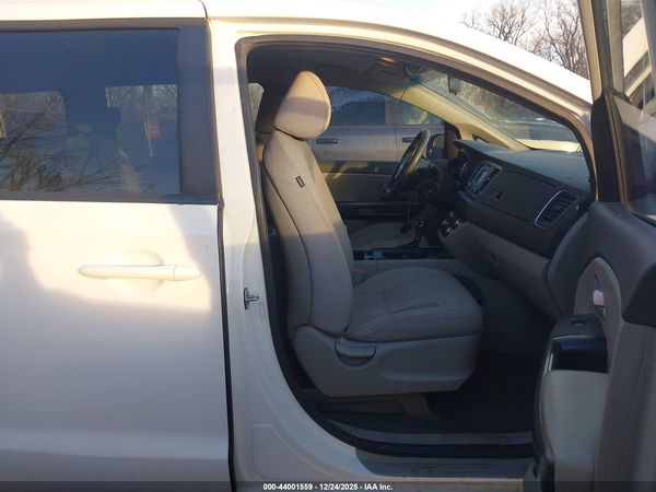2016 KIA SEDONA L