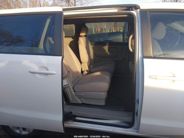 2016 KIA SEDONA L