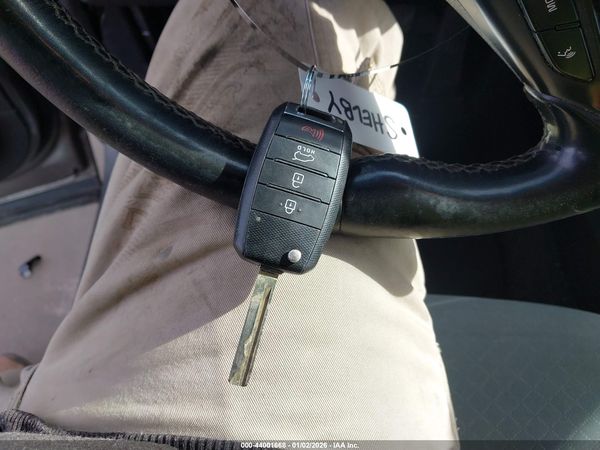 2016 KIA SORENTO 2.4L LX