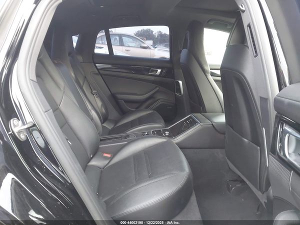 2018 PORSCHE PANAMERA 4