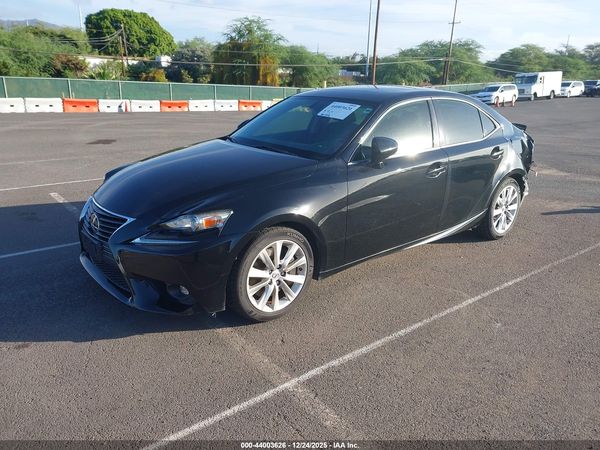 2016 LEXUS IS 200T