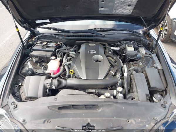 2016 LEXUS IS 200T