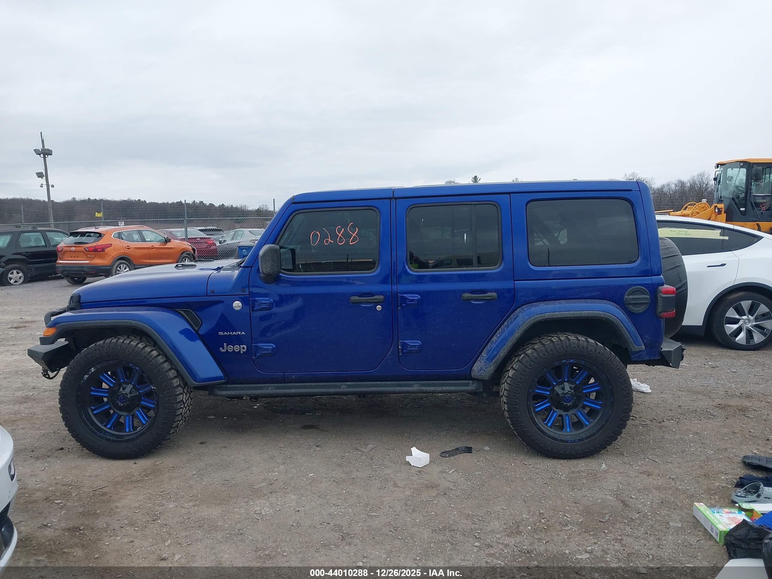 2019 JEEP WRANGLER UNLIMITED SAHARA 4X4