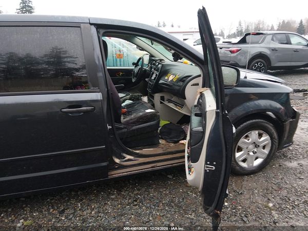 2013 DODGE GRAND CARAVAN SE