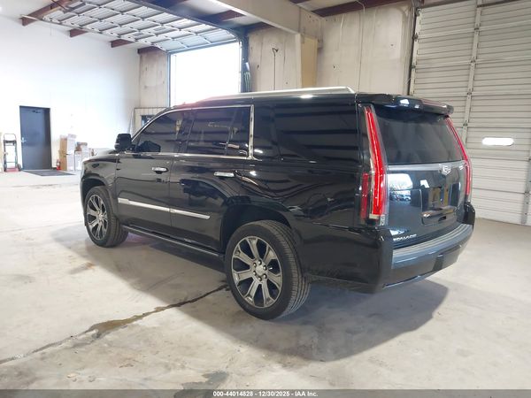 2018 CADILLAC ESCALADE PLATINUM