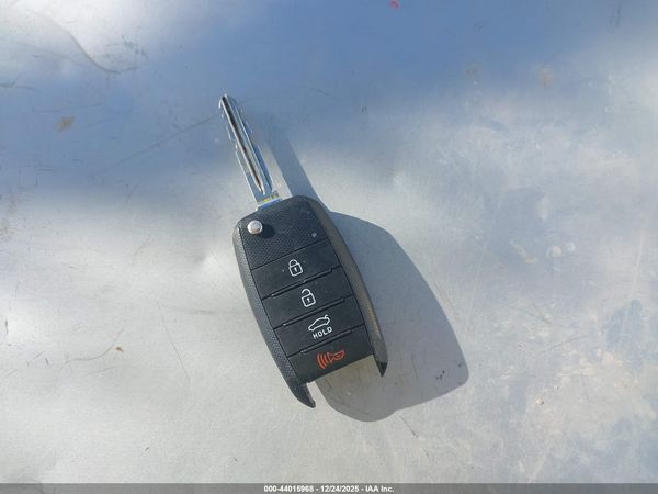 2017 KIA FORTE LX
