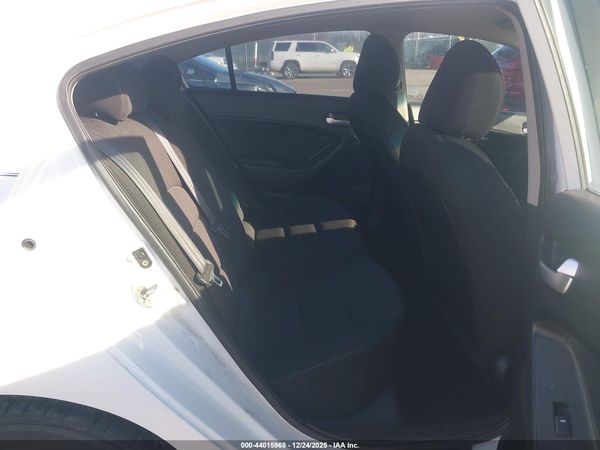 2017 KIA FORTE LX
