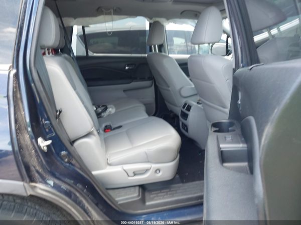 2017 HONDA PILOT TOURING — I8