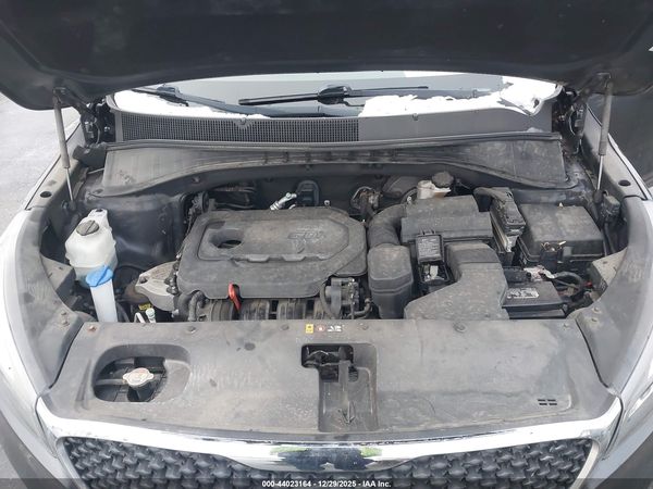 2017 KIA SORENTO 2.4L LX