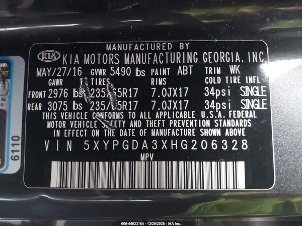 2017 KIA SORENTO 2.4L LX